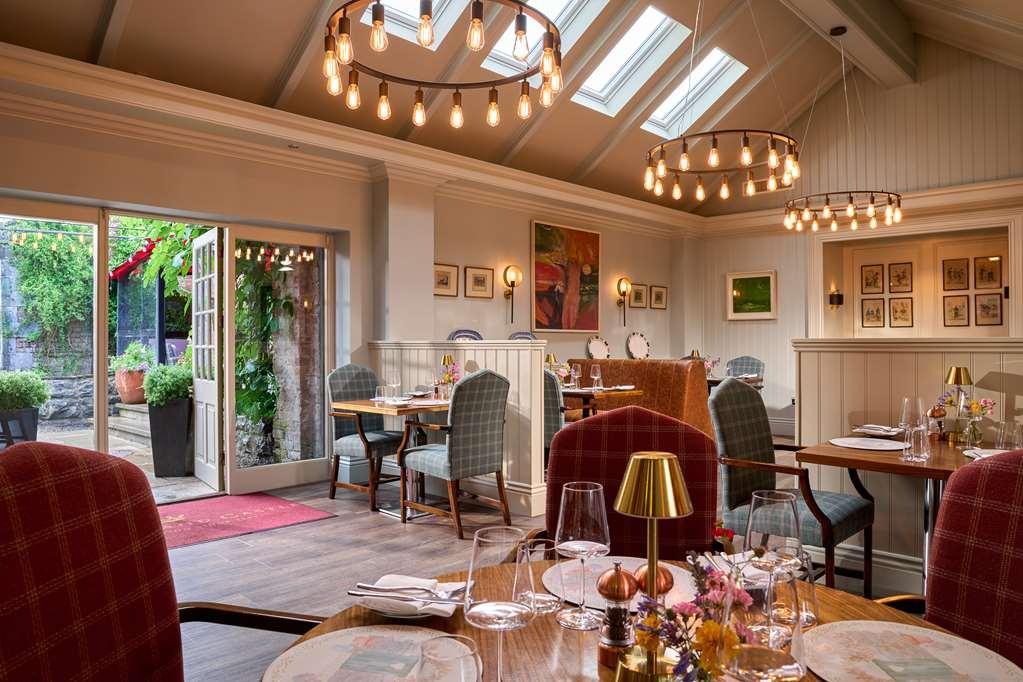 Dromoland Castle Hotel Newmarket-on-Fergus Restaurant photo